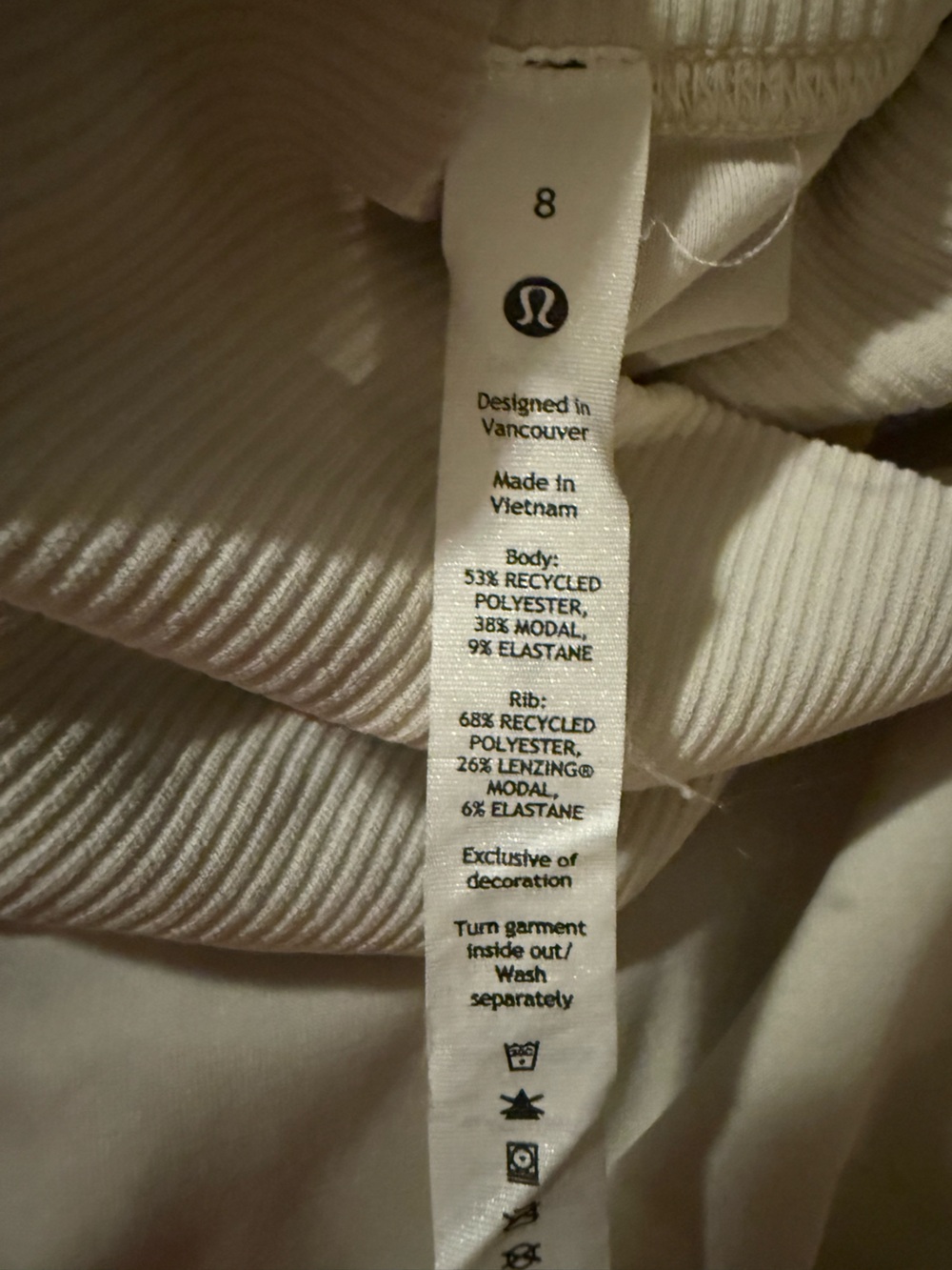 Lululemon Women's stone Turtleneck sweatshirt - Classic Cozy Style size 8 - Picture 3 of 3